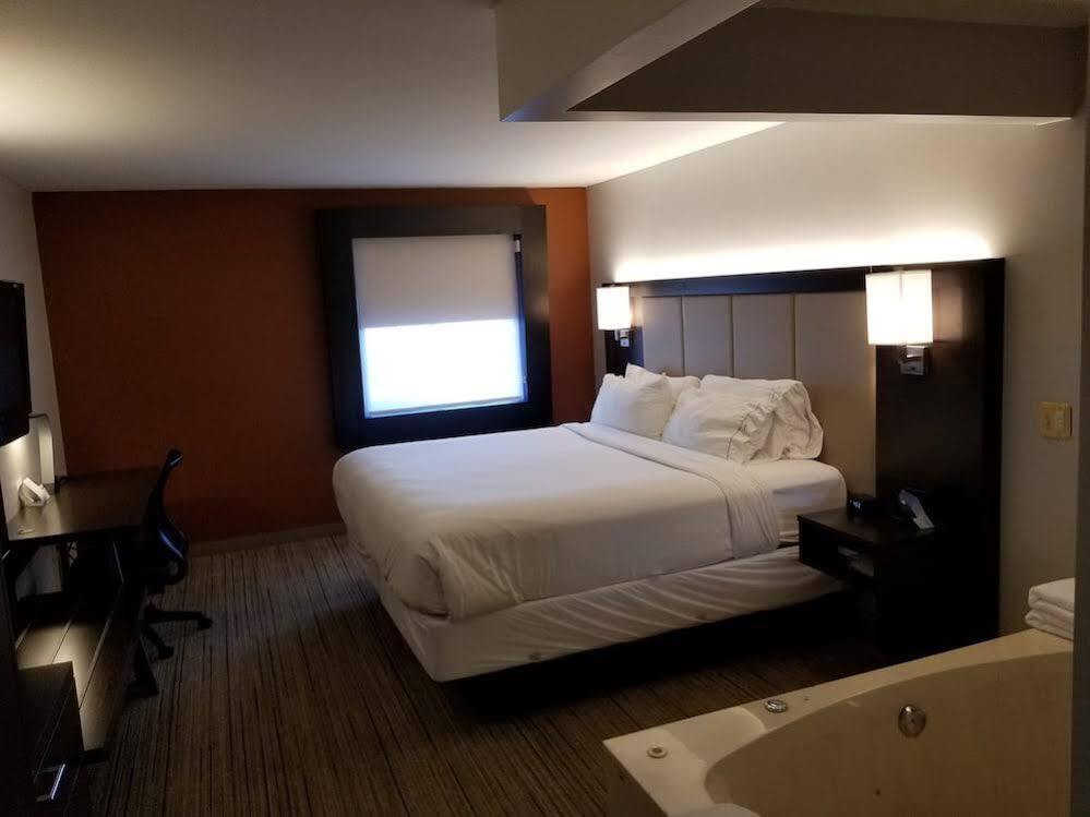 Holiday Inn Express Birch Run-Frankenmuth Area By Ihg Kültér fotó